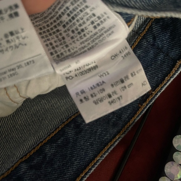 Levi's Blue Jean Shorts with Distressed Raw-Edge Hems - Picture 4 of 4